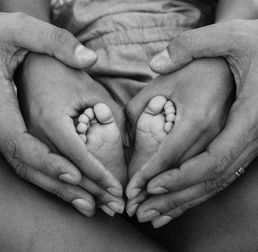 产后生理性涨奶硬得像石头怎么通乳